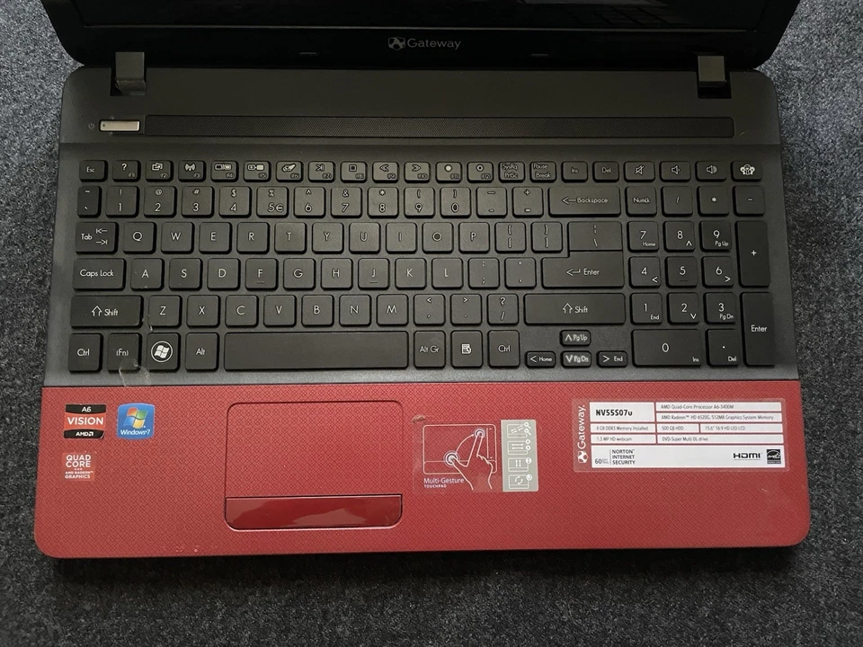 Gateway NV55SO7u 15,5 дюйма 2007 Windows 7 четырехъядерный A6 Vision 4 ГБ жесткий диск 500 ГБ красноватый - Изображение 1 из 4