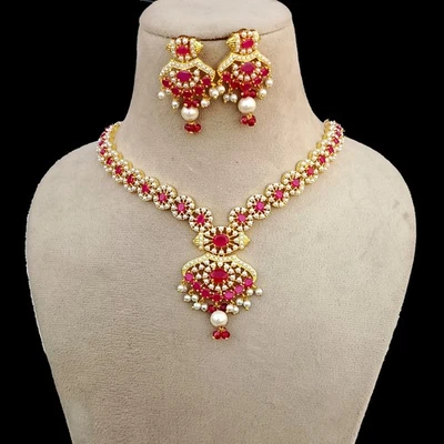 Conjunto de collar de joyería con gemas de perlas rubí indio chapado en oro de 22 quilates regalo nupcial para ella Foto 1 de 4