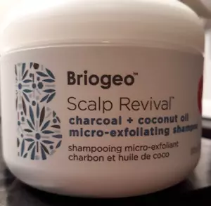 Briogeo Scalp Revival Charcoal Coconut Oil Scrub Shampoo 8 oz New - Picture 1 of 1