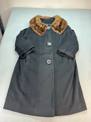 Abrigo negro vintage con cuello de piel de cachemir EINIGER para mujer. Ver medidas. Foto 1 de 4