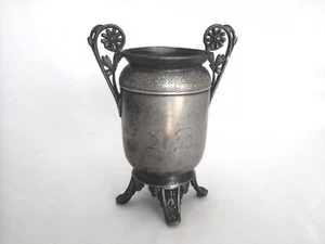 MERIDEN B. "URNA BARROCA DE PATAS DE PELTRE EMPRESA # 1424 5,5"" x 3"" * - Imagen 1 de 8
