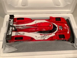 CHASE ELLIOTT 2021 AUTOGRAPHED WHELEN CADILLAC IMSA 24 HOUR DIECAST & CARDS - Picture 1 of 17