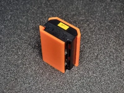 SONY NP-FZ100  battery CASE - securely keeps battery safe from damage SINGLE — 第 1/4 张图片