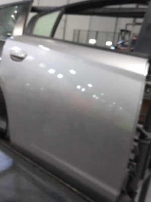 Conjunto de puerta trasera derecha usado lado trasero se adapta a: Dodge Charger 2016 grado trasero derecho Foto 1 de 4