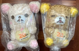 Neu mit Etikett Rilakkuma 20. Jahrestag Korilakkuma Rose Boa 2 Sachen Bär Plüsch Set San-X - Bild 1 von 5