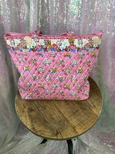 Vera Bradley Disney The Aristocats große rosa Beuteltasche Tasche AUTHENTISCH neu mit Etikett  - Bild 1 von 12