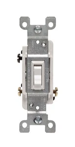 Leviton C22-01453-02W White 15A Quickwire Push-In Grounding Quiet 3-Way Switch - Picture 1 of 1