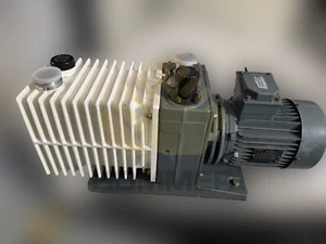 Alcatel 2033 SD Vacuum Pump - Picture 1 of 4