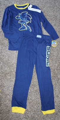 Nuevo con etiquetas Pijama Sonic the Hedgehog Niños Grande 10/12 Antiguo Azul Marino Poli Calce Suelto Foto 1 de 4