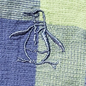 Camisa Penguin Munsingwear Heritage Calce Ajustado Para Hombre Con Botones Verde Mediana - Imagen 1 de 8