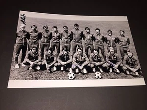 DDR FUßBALLAUSWAHL OLYMPIA 1980 signiert signed Photo 20x30 Autogramm - Picture 1 of 1