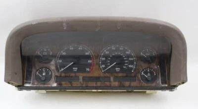 Velocímetro 1995 Jaguar XJ6 OEM #7320 Foto 1 de 4