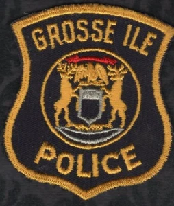 Grosse ILE Michigan Police Patch 2-78" x 3-1/4" Vintage with Cheesecloth Back - Picture 1 of 2