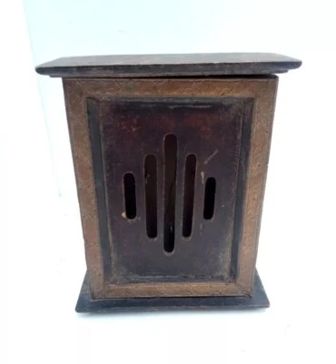 Old Brass Embossed Floral Design Wooden Key Hanger Box Key Chain Hanger Box - Image 1 of 4