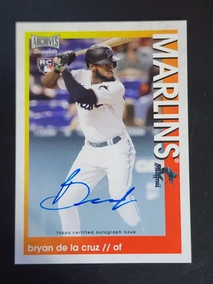 B02: 2022 Topps Archives Snapshots Bryan De La Cruz Rookie Auto #48 Marlins RC - Image 1 of 3