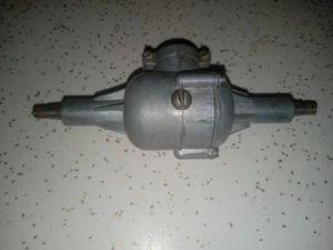 Parte trasera de coche Thimble drome Tether - Imagen 1 de 3