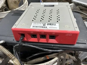 Vintage Guest Internet GIS-R10 Internet Hotspot Gateway - Picture 1 of 14