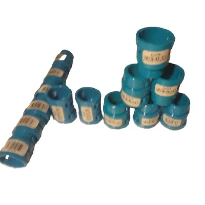 6 Carlon A253D 1/2” + 2 x A240D + 5 x A253E 3/4" + 1 x A243E. 14 acopladores en total  Foto 1 de 4