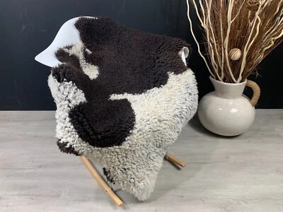 NEW! Natural Sheepskin Rug Mixture of Swedish and Gotland Breeds Pelt Throw - Image 1 of 4