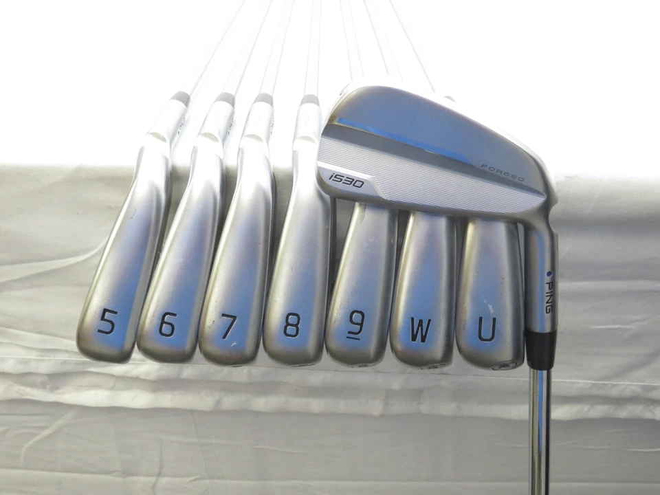 Used Ping i530 Blue Dot Iron Set 4-PW,UW Dynamic Gold R300 Regular Flex Steel - Image 1 of 4