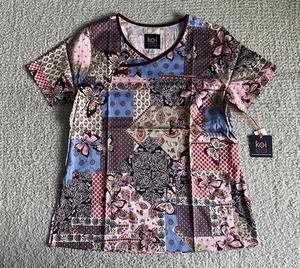Koi Stretch Scrub Top Women’s Medium Mariposa Bandana Paisley Nursing Medical - Picture 1 of 11