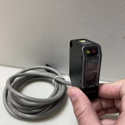 Seco-Larm Enforcer E-931-S35RRQ Indoor/Outdoor Mounted Beam without Reflector - Image 1 of 4