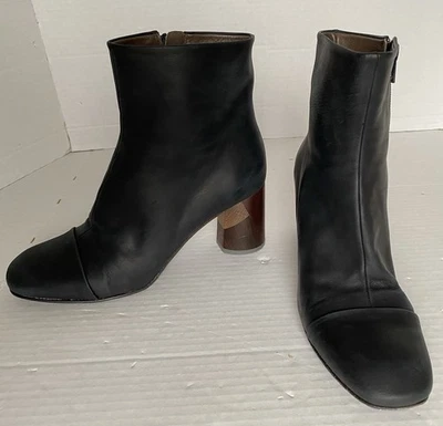 Botas Laeve Coclico para mujer de cuero negro talla 37 EE. UU. 7 tacón redondo Foto 1 de 4