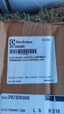 Frigidaire 297326500 Control Board Genuine OEM New - Image 1 of 3