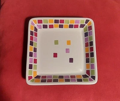 Pampered Chef Simple Additions 7 X 7 Inch Mosaic Tile Plate - Image 1 of 4