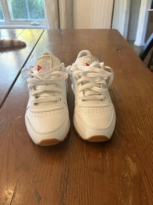 Suela totalmente blanca tostada edición London Reeboks para mujer talla 7 Foto 1 de 4