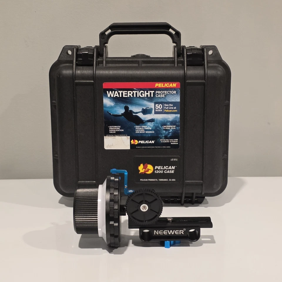 Neewer Follow Focus con estuche Pelican Equipo de cámara DSLR Vlog Foto Video Foto 1 de 4