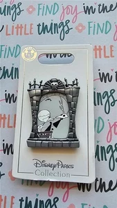 Disney The Nightmare Before Christmas - Dr. Finkelstein & Bonedeer NBC Pin - Bild 1 von 1