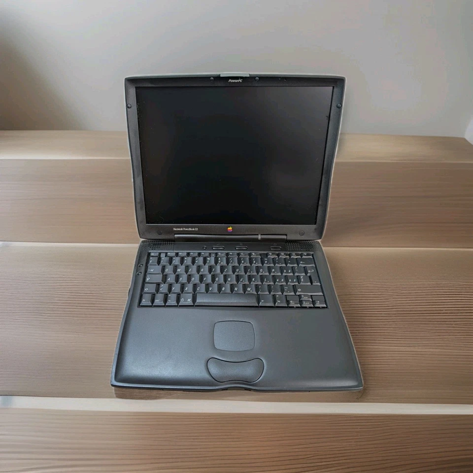 Apple Macintosh PowerBook G3 Series, Modell M4753 - Bild 1 von 4
