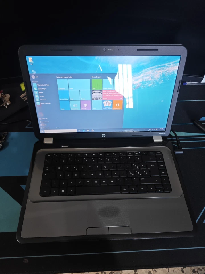 Notebook HP i5 4Gb RAM HDD250Gb Windows10, Office - Immagine 1 di 4