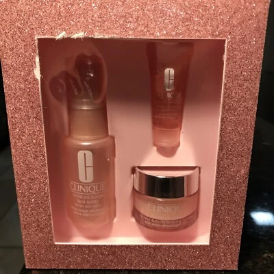 Clinique Moisture Surge Skin-Quenchers 3 Pc Gift Set, NEW & Fresh Beauty Skin - Image 1 of 4