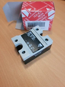 NEW Carlo Gavazzi Solid-state Relay RM1A48D50 - Picture 1 of 3