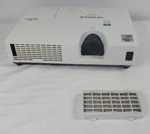 Hitachi CP-X2521WN XGA 2700 Lumens HDMI Projector 3526 Lamp Hours - Picture 1 of 5