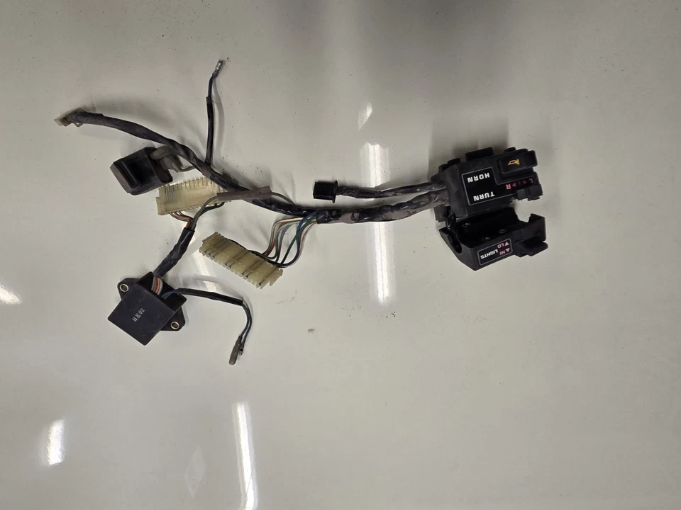 Interruptor intermitente Honda Elite 125 Foto 1 de 1