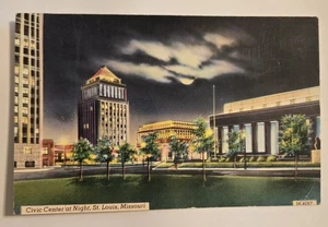Cartolina d'epoca mai usata centro civico di notte San Luigi Missouri MO XL6 - Foto 1 di 2