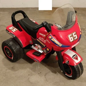 Kinder Fahrzeug Peg Perego Elektrofahrzeug Elektro-Dreirad MINI MOTOR-DREIRAD - Bild 1 von 12