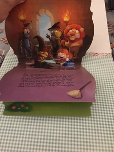 Wizard Of Oz A Pop-Up- Book - Imagen 1 de 6
