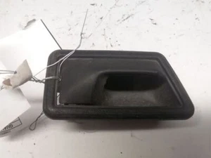 JETTA     1990 Door Handle Interior 426465 - Picture 1 of 2
