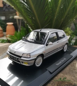 modellino auto 1:18 Renault Clio 16v del 1991 modellini della norev diecast - Foto 1 di 6