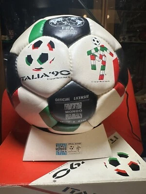 Pallone Italia 90 Cucito A Mano - Immagine 1 di 4