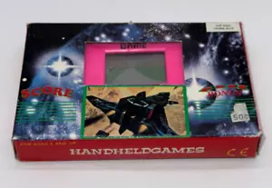 HANDHELDGAMES LCD Game & Watch Portable Console - 1990 Car Race Course Auto -NEW - Foto 1 di 3