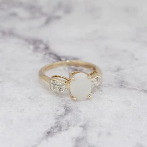 Solid 14k Yellow Gold Cute Ladies White Oval Opal & Diamond Small Ring Size 4.5 - Picture 1 of 13