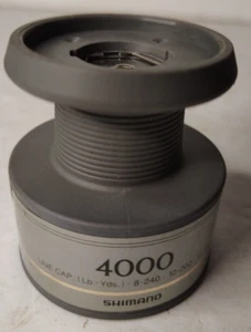Carrete Shimano 4000 extra gris - Imagen 1 de 2