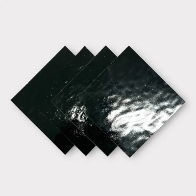 Paquete de 4 hojas de vidrio fusibles negras opacas COE 96 / cuadrados de mosaico Foto 1 de 2