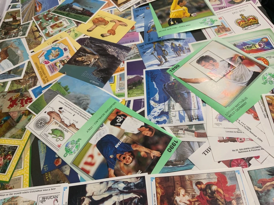 Bután #YT244/YTBF431 CV 800,00 € MNH 1969-2012 colección totalmente diferente Foto 1 de 4