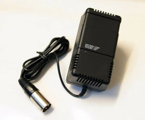 Ladegerät 36 / 37 Volt Lader Elektrofahrrad Charger Pedelec eBike Li-Ion Fischer - Bild 1 von 1